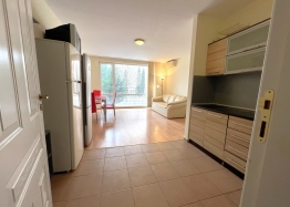 Простора квартира у великому хорошому комплексі. Фото 9