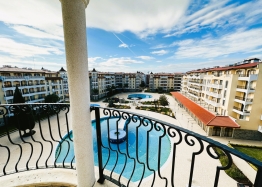 Three-room apartment with a view in a large SPA complex. Photo 1