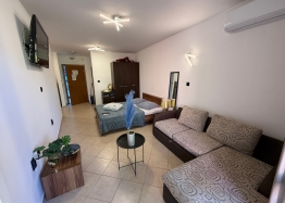 Moderní studio v samém centru Solnechného s nízkými náklady na údržbu. Foto 8