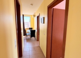 Ausgezeichnete Wohnung in einer großen Wohnanlage. Foto 13