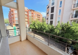 Przestronny dwupokojowy apartament 400 metrów od morza. Zdjęcie 7