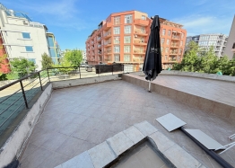 Przestronny dwupokojowy apartament 400 metrów od morza. Zdjęcie 8