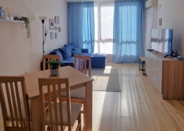 Vynikající apartmán s výhledem na bazén v kvalitním komplexu. Foto 10
