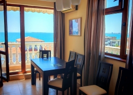 Apartment with sea view in the center of Sveti Vlas. Photo 2