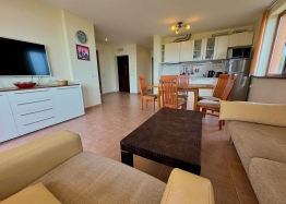 Apartmán s výhledem na moře ve velkém komplexu. Foto 10