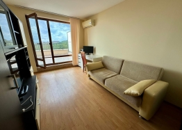 Apartmán s výhledem na moře ve velkém komplexu. Foto 21