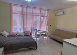 Spacious studio in a residential complex. Photo 6