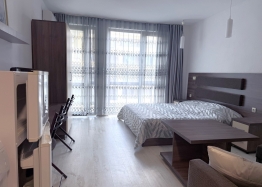 Ausgezeichnetes Studio in einer guten Wohnanlage. Foto 1