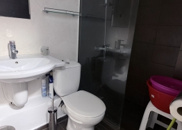 Ausgezeichnetes Studio in einer guten Wohnanlage. Foto 9