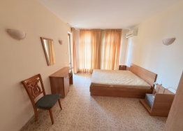 Geräumige Wohnung in einem Komplex mit ausgezeichneter Lage. Foto 11