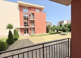 Cozy two-room apartment in a large family complex. Photo 9