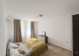 Apartament z widokiem na morze i trawnikiem w pierwszej linii. Zdjęcie 20