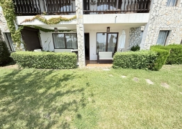 Apartament z widokiem na morze i trawnikiem w pierwszej linii. Zdjęcie 13