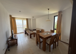 Spacious apartment in a large cottage complex. Photo 9