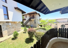 Spacious apartment in a large cottage complex. Photo 7