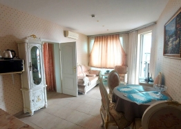 Three-room apartment in an elite residential complex 100 meters from the sea. Photo 2