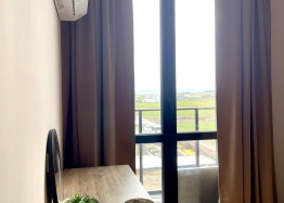 Новая дизайнерская квартира с видом на море в Бургасе. Фото 7