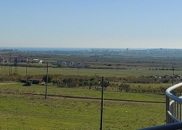 Geräumige Dreizimmerwohnung mit Meer- und Bergblick. Foto 12