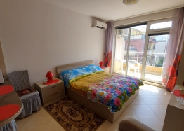 Spacious studio in Pomorie 150 meters from the sea. Photo 10