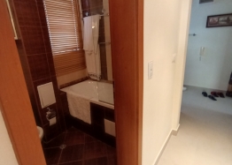 Vynikající třípokojový byt v centru Slunečného pobřeží. Foto 13