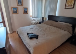 Vynikající třípokojový byt v centru Slunečného pobřeží. Foto 9