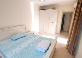 Schöne Wohnung an der ersten Küste in Pomorie. Foto 5