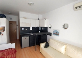 Studio apartment on the coast. Photo 4
