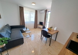 Wunderschöne neue Wohnung in erster Reihe. Foto 3