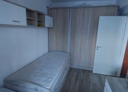 Małe, trzypokojowe mieszkanie w Pomorie. Zdjęcie 8