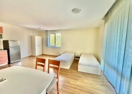 Spacious apartment in a complex with an excellent location. Photo 3