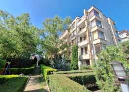 Zweizimmerwohnung in einem Familienkomplex. Foto 1