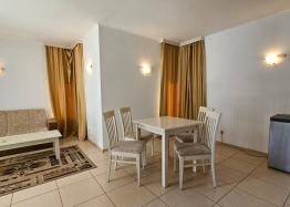 Квартира с двумя спальнями без таксы поддержки в центре Солнечного Берега. Фото 7