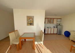 Prostorný apartmán s výhledem na moře ve velkém komplexu. Foto 2 Prostorný apartmán s výhledem na moře ve velkém komplexu. Foto 2