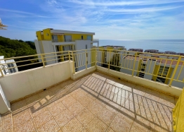 Prostorný apartmán s výhledem na moře ve velkém komplexu. Foto 1 Prostorný apartmán s výhledem na moře ve velkém komplexu. Foto 1