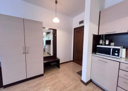 Two-room apartment in a complex with an excellent location. Photo 14