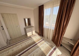 Prostorný apartmán s výhledem na bazén ve skvělém komplexu. Foto 10 Prostorný apartmán s výhledem na bazén ve skvělém komplexu. Foto 10