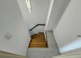 Prostorný apartmán s výhledem na bazén ve skvělém komplexu. Foto 12 Prostorný apartmán s výhledem na bazén ve skvělém komplexu. Foto 12