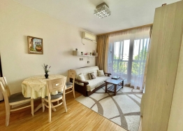 Beautiful apartment in a well-maintained complex for permanent residence. Photo 1