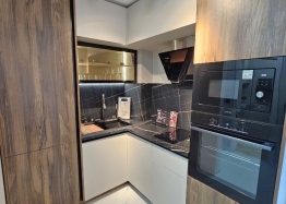 Schöne Wohnung in einem neuen Premium-Komplex. Foto 3