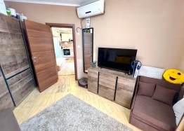 Prostorný třípokojový byt s novým nábytkem na Slunečném pobřeží. Foto 5