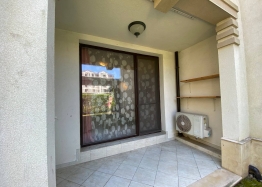 Útulný apartmán s vlastním dvorem v luxusním komplexu na první linii. Foto 11