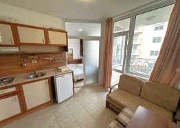 A zoned studio in the very center of Sunny Beach. Photo 1