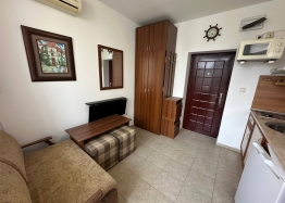 A zoned studio in the very center of Sunny Beach. Photo 5