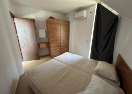 Квартира с тремя спальнями в тихом районе. Фото 9