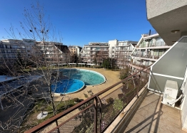 Квартира с тремя спальнями в тихом районе. Фото 3