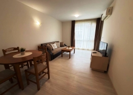 Prostorný třípokojový apartmán v komplexu na Slunečném pobřeží. Foto 11