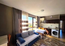 Spacious two-room apartment with sea view in Sveti Vlas. Photo 2