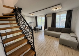 Prostorný apartmán s výhledem na bazén ve skvělém komplexu. Foto 5 Prostorný apartmán s výhledem na bazén ve skvělém komplexu. Foto 5