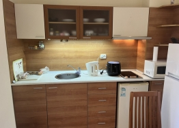 Prostorný apartmán s výhledem na bazén. Foto 14