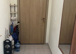 Prostorný apartmán s výhledem na bazén. Foto 18